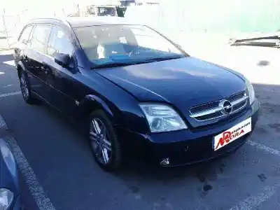 Здавання транспортного засобу OPEL VECTRA C CARAVAN Elegance року 2004 потужний Y30DT