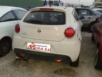 Véhicule à la ferraille ALFA ROMEO MITO (145) 1.3 JTD CAT de l'année 2010 alimenté 199B1000