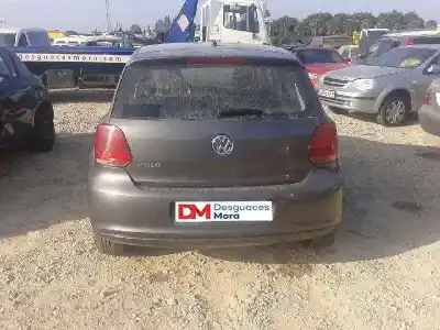 Veículo de Sucata volkswagen polo (6r1) 1.2 12v do ano 2013 alimentado cgpa