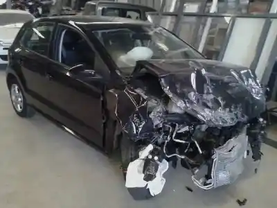 Veicolo di demolizione VOLKSWAGEN POLO (6R1) 1.2 dell'anno 2013 alimentato CGP