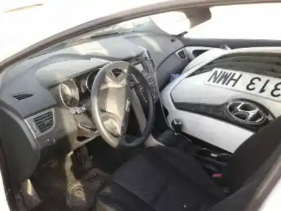 Veículo de Sucata hyundai i30 (gd) 1.4 crdi cat do ano 2012 alimentado d4fc