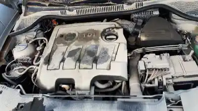 Veículo de Sucata seat ibiza (6j5) sport do ano 2014 alimentado cay