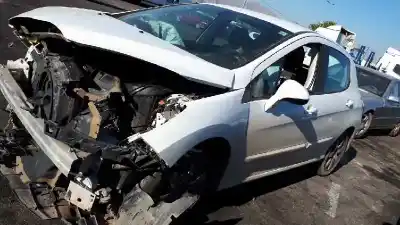 Veículo de Sucata peugeot 308 confort do ano 2010 alimentado 9hx o 9h02