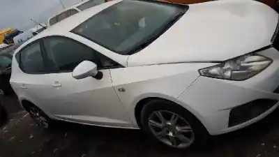 Veículo de Sucata SEAT IBIZA (6J5) Reference do ano 2010 alimentado CAY