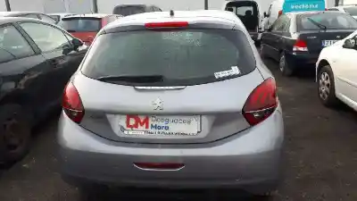 Veículo de Sucata peugeot 208 access do ano 2019 alimentado 