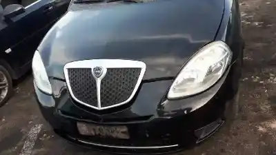 Veicolo di demolizione lancia ypsilon (101) 1.4 16v platino dell'anno 2009 alimentato 