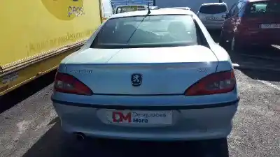 Veículo de Sucata peugeot 406 coupe (s1/s2) 2.2 chess do ano 2004 alimentado 3fz