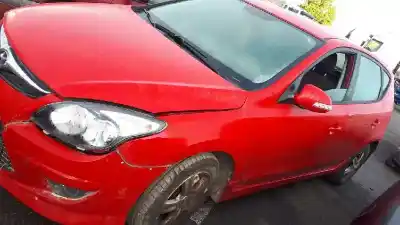 Veicolo di demolizione hyundai i30 (gd) classic dell'anno 2011 alimentato d4fb