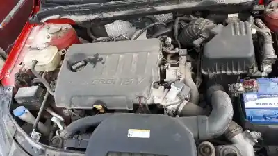 Veicolo di demolizione hyundai i30 (gd) classic dell'anno 2011 alimentato d4fb