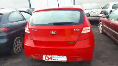 Veicolo di demolizione hyundai i30 (gd) classic dell'anno 2011 alimentato d4fb