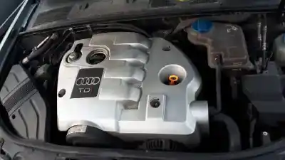 Veículo de Sucata audi a4 berlina (8e) 1.9 tdi do ano 2006 alimentado awx
