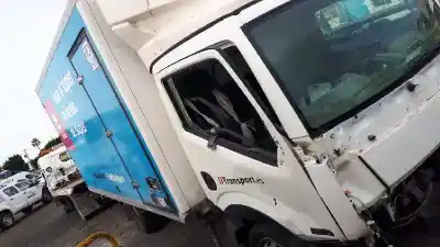 Vehicul casat nissan cabstar nt 400 al anului 2017 alimentat yd25