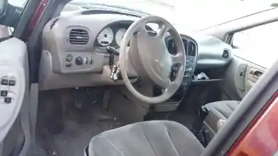 Veículo de Sucata chrysler voyager (rg) 2.4 lx (i) do ano 2002 alimentado 2.4 l