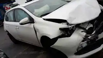 Veículo de Sucata TOYOTA AURIS 1.4 Turbodiesel CAT do ano 2017 alimentado 1ND