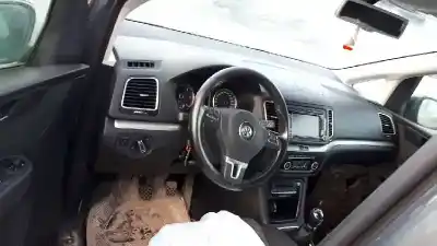 Veículo de Sucata volkswagen sharan (7n1) advance bluemotion do ano 2017 alimentado cfgb