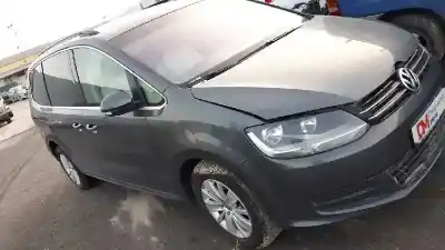 Scrapping Vehicle VOLKSWAGEN SHARAN (7N1) Advance BlueMotion of the year 2017 powered CFGB