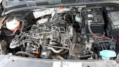 Veículo de Sucata volkswagen sharan (7n1) advance bluemotion do ano 2017 alimentado cfgb