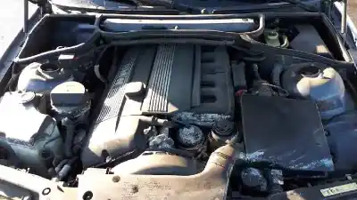 Veículo de Sucata bmw serie 3 cabrio (e46) 323 ci do ano 2008 alimentado 25655