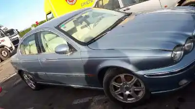 Veículo de Sucata JAGUAR X-TYPE 2.0 V6 do ano 2003 alimentado G/YB
