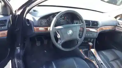 Veículo de Sucata bmw serie 5 berlina (e39) 523i do ano 1996 alimentado 25 6s 3