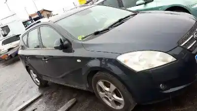 Hurda Aracı KIA CEE´D SPORTY WAGON Active Yılın 2008 güçlü D4FB