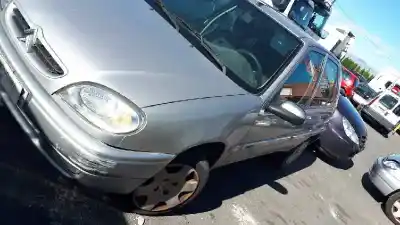 Sloopvoertuig citroen saxo 1.1 seduction van het jaar 2001 aangedreven hfx