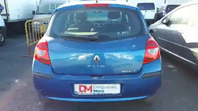 Sloopvoertuig renault clio iii exception van het jaar 2006 aangedreven d4f b7