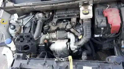 Veículo de Sucata peugeot partner tepee 1.6 hdi / bluehdi 75 do ano 2018 alimentado bh02