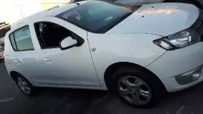 Veículo de Sucata dacia sandero 1.5 dci do ano 0 alimentado k9ke626