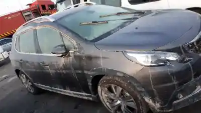 Veículo de Sucata PEUGEOT 2008 (--.2013->) 1.2 VTI 82 do ano 2019 alimentado HN05