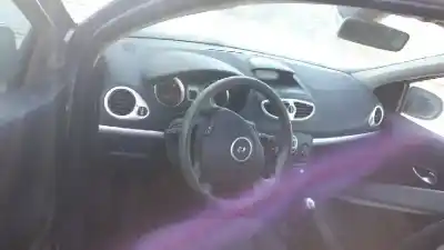 Veículo de Sucata renault clio iii 20 aniversario do ano 2009 alimentado k9k t7