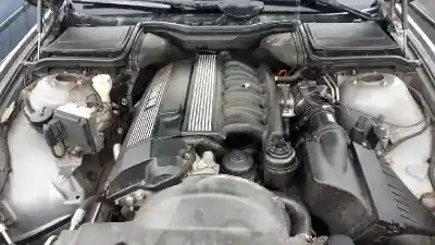 Veículo de Sucata bmw serie 5 berlina (e39) 523i do ano 2005 alimentado 25 6s 3