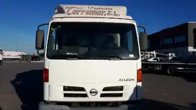 Veicolo di demolizione nissan atleon 3.0 d dell'anno 2005 alimentato bd30