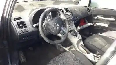 Veicolo di demolizione toyota auris luna dell'anno 2010 alimentato 1ad