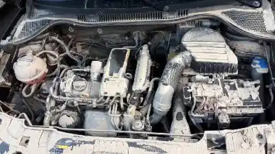 Veículo de Sucata seat ibiza (6j5) reference do ano 2015 alimentado 