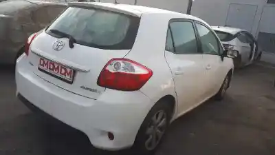 Veicolo di demolizione toyota auris luna+ dell'anno 2012 alimentato 1nd