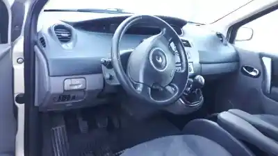 Veículo de Sucata renault scenic ii dynamique do ano 2006 alimentado f9q e8