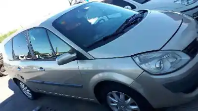 Veículo de Sucata RENAULT SCENIC II Dynamique do ano 2006 alimentado F9Q E8