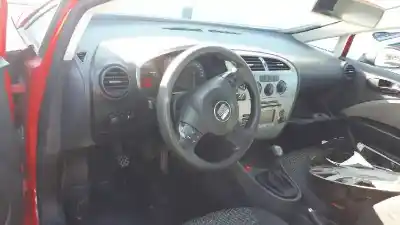 Veicolo di demolizione seat leon (1p1) reference dell'anno 2007 alimentato bxf