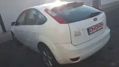 Veículo de Sucata ford focus berlina (cap) 1.6 cat do ano 2005 alimentado hxda
