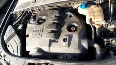Veículo de Sucata audi a4 berlina (8e) 1.9 tdi do ano 2003 alimentado avf