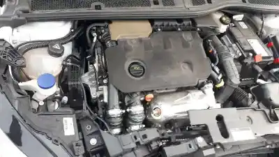 Veículo de Sucata peugeot 208 (p2) active do ano 2021 alimentado yh01