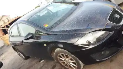 Veicolo di demolizione SEAT LEON (1P1) Comfort Limited dell'anno 2009 alimentato BLS