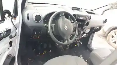 Veículo de Sucata citroen berlingo first combi 1.6 hdi 75 sx do ano 2016 alimentado 9h06