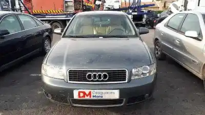 Sloopvoertuig audi a4 berlina (8e) 1.9 tdi (96kw) van het jaar 2004 aangedreven awx