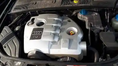 Sloopvoertuig audi a4 berlina (8e) 1.9 tdi (96kw) van het jaar 2004 aangedreven awx