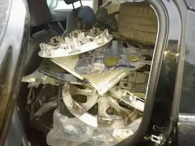 Scrapping Vehicle citroen c3 collection of the year 2015 powered hm01