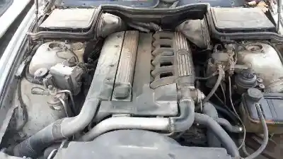Veículo de Sucata bmw serie 5 berlina (e39) 525tds do ano 2000 alimentado 25-6t-1