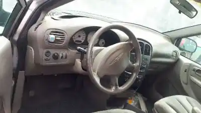 Veículo de Sucata chrysler voyager (rg) 2.4 cat do ano 2002 alimentado 2.4 l