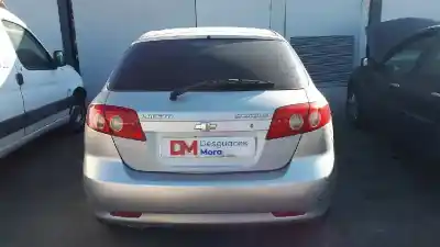 Veículo de Sucata daewoo lacetti cdx do ano 2004 alimentado f16d3